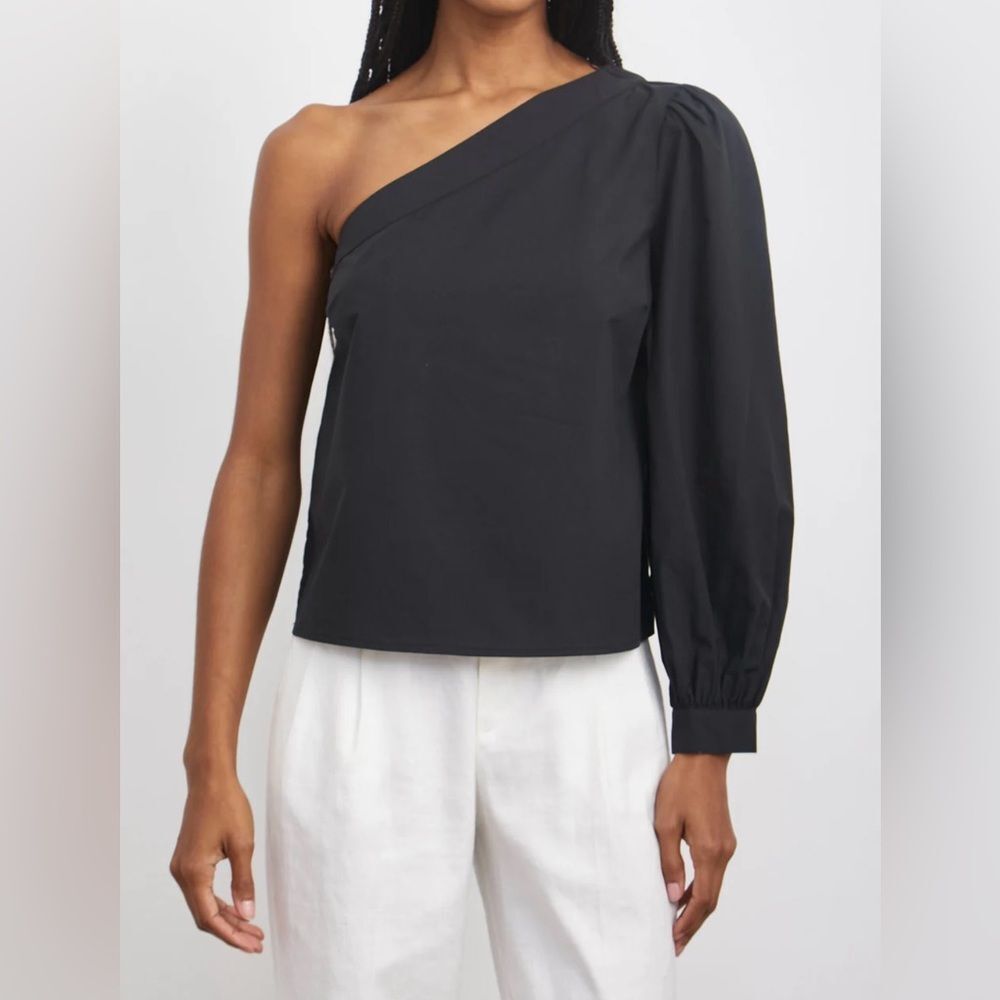 NWT Rails Jill Top‎ Black One Sleeve Off Shoulder Size S